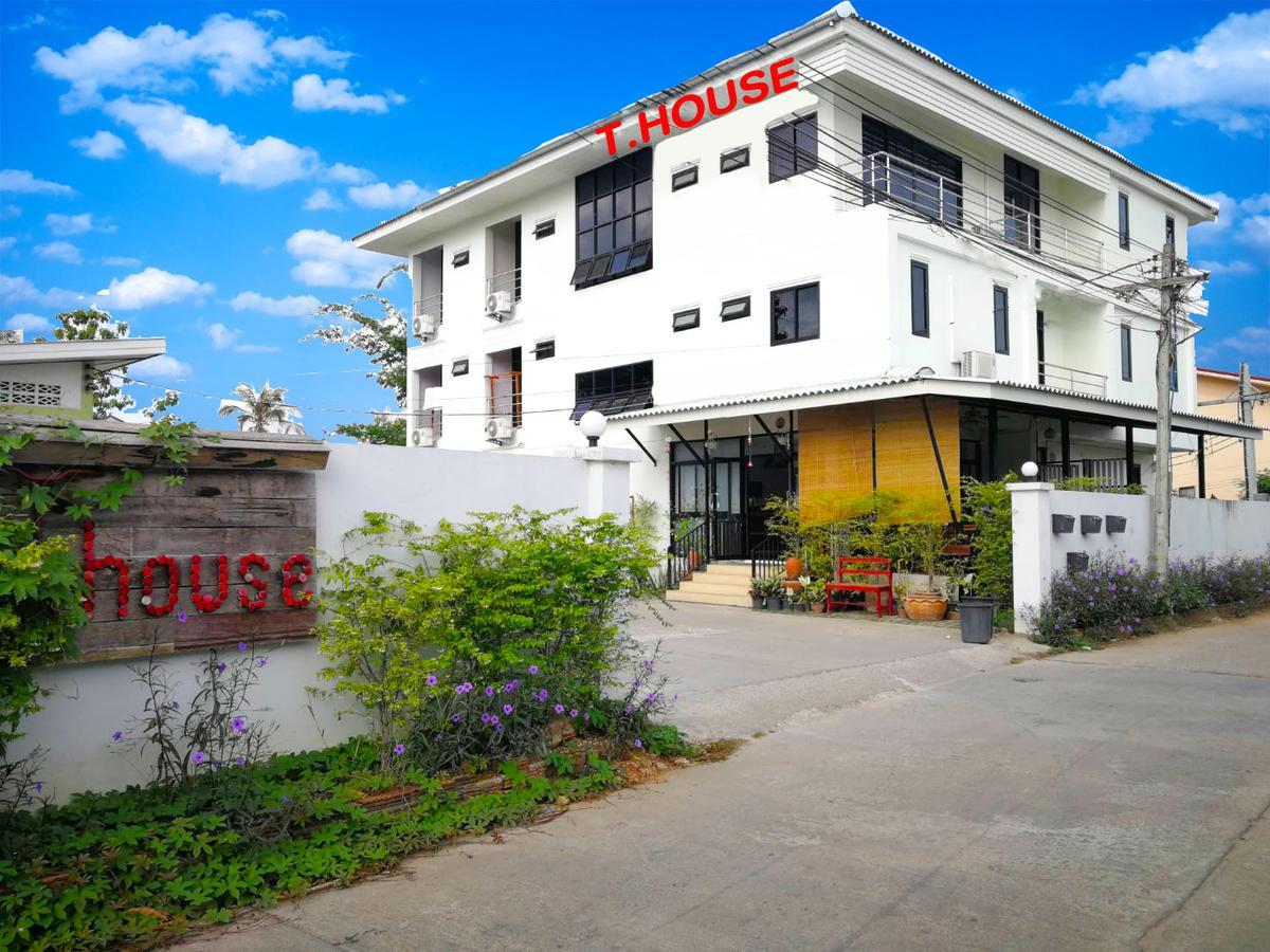 ホテル T. House メーソート エクステリア 写真